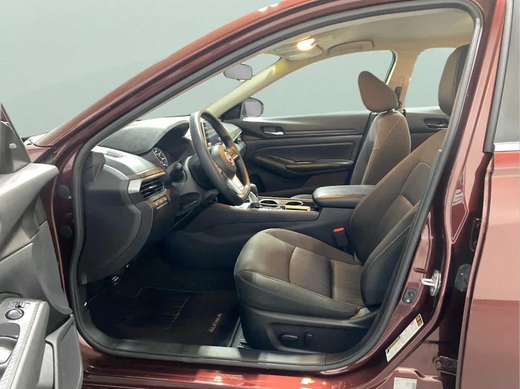 used 2024 Nissan Altima car, priced at $21,847