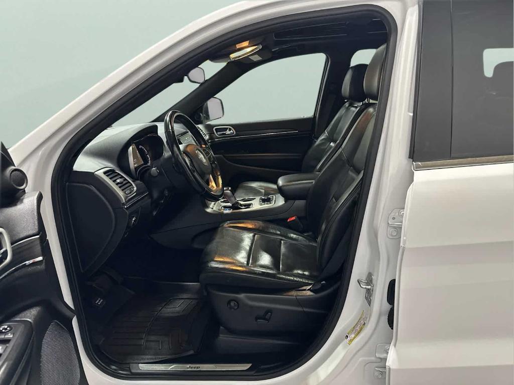 used 2021 Jeep Grand Cherokee car, priced at $24,385