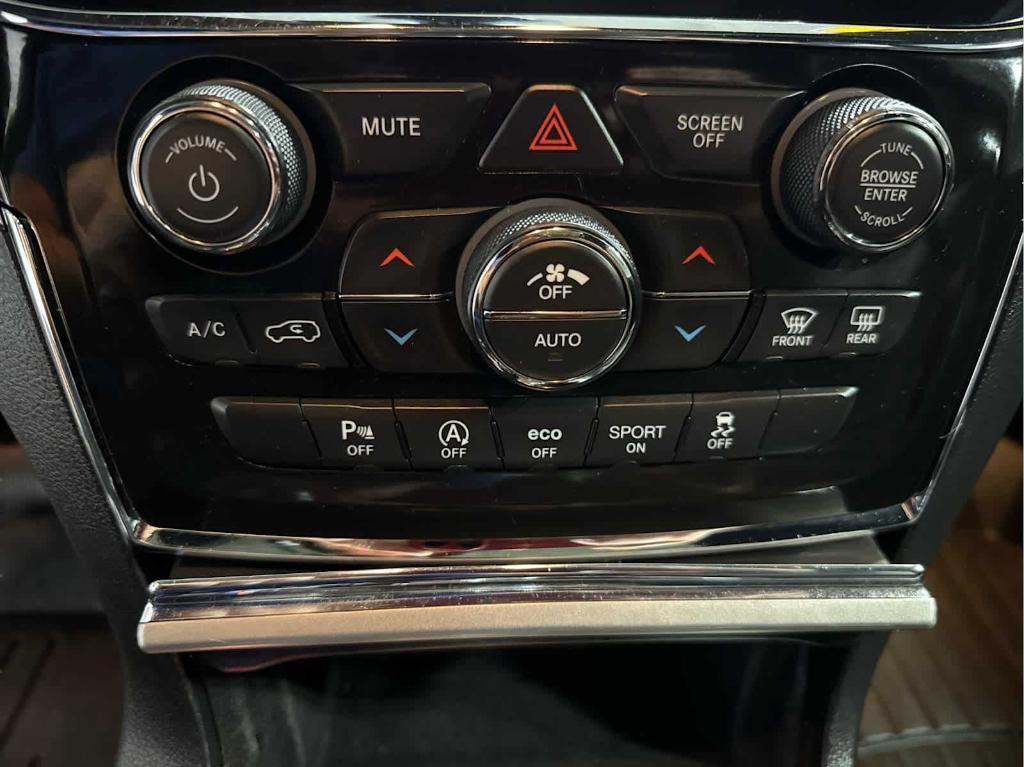 used 2021 Jeep Grand Cherokee car, priced at $24,385