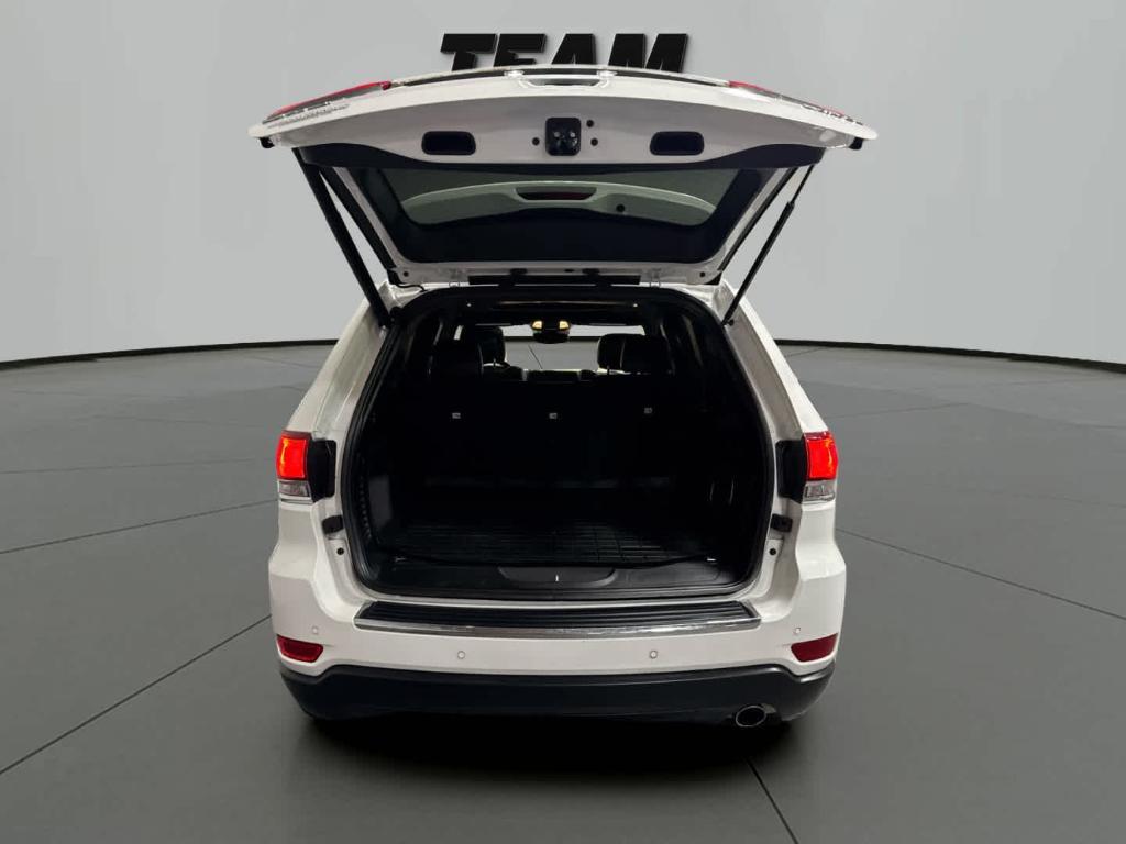 used 2021 Jeep Grand Cherokee car, priced at $24,385
