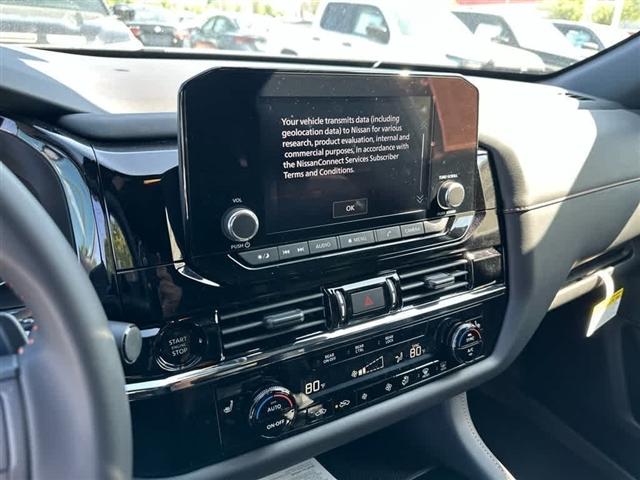new 2025 Nissan Pathfinder car, priced at $44,316