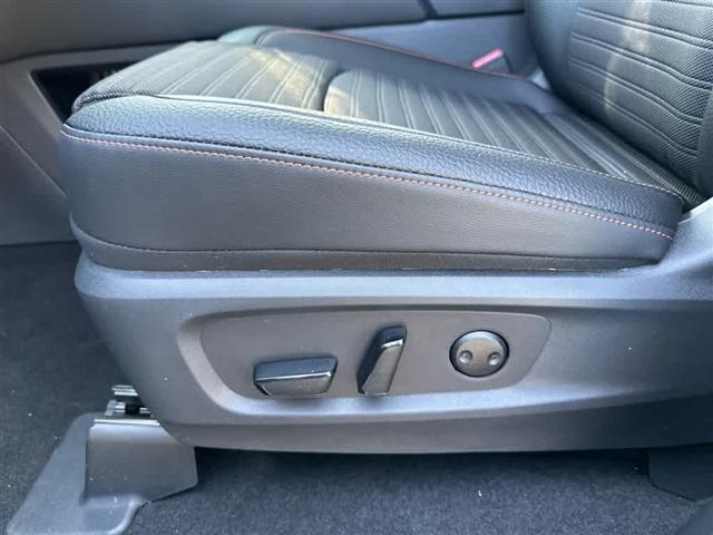 new 2025 Nissan Pathfinder car, priced at $45,260