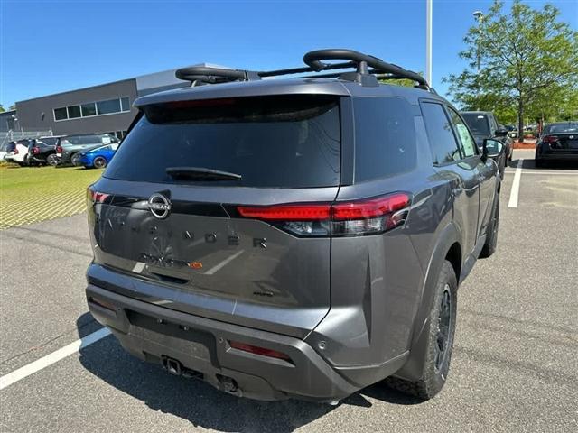 new 2025 Nissan Pathfinder car, priced at $44,316