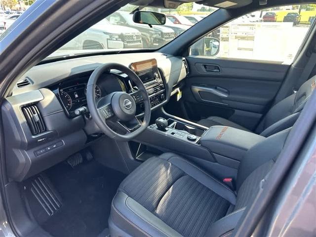 new 2025 Nissan Pathfinder car, priced at $45,260