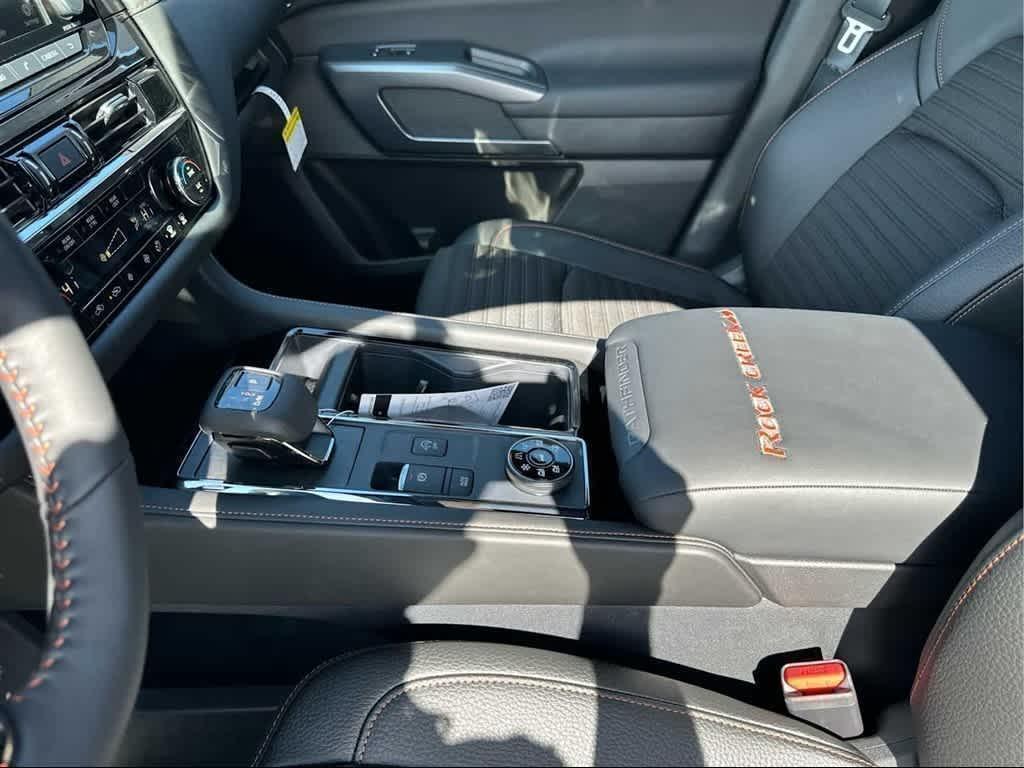 new 2025 Nissan Pathfinder car, priced at $45,260