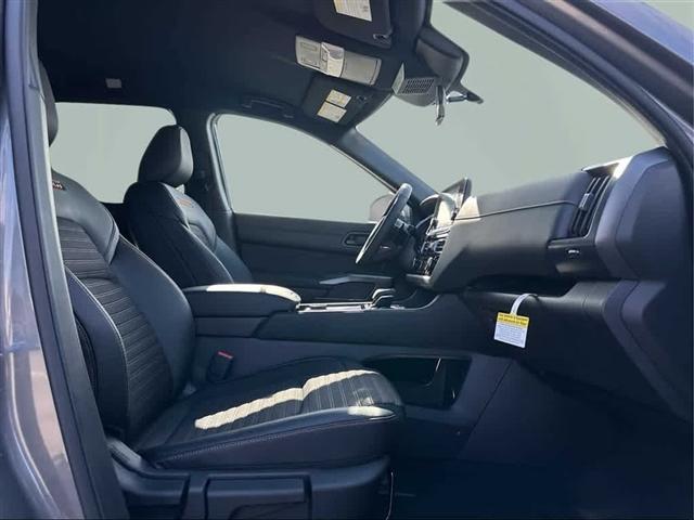 new 2025 Nissan Pathfinder car, priced at $45,260