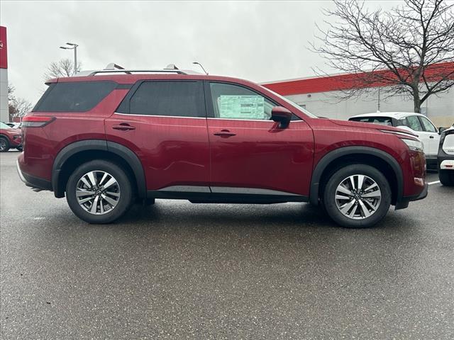 new 2024 Nissan Pathfinder car, priced at $40,706