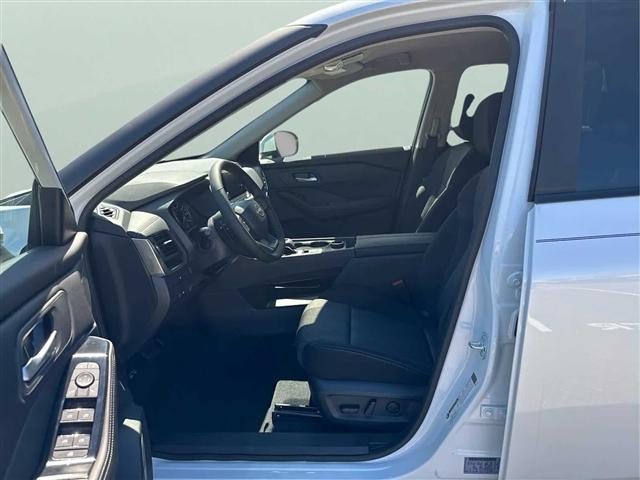 new 2025 Nissan Rogue car, priced at $32,143