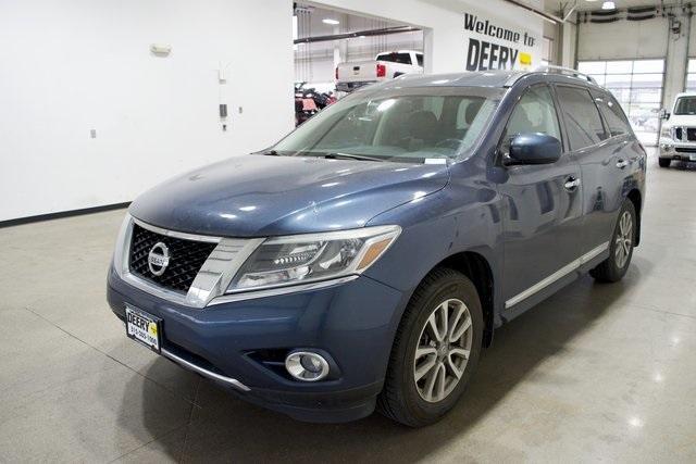 used 2014 Nissan Pathfinder car, priced at $10,299
