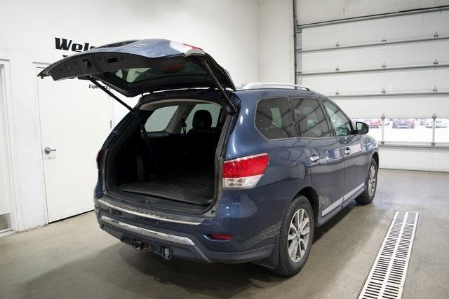 used 2014 Nissan Pathfinder car, priced at $10,299