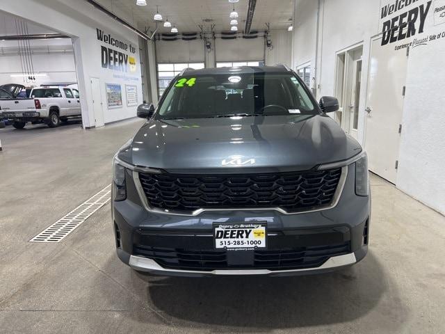used 2024 Kia Sorento car, priced at $31,146