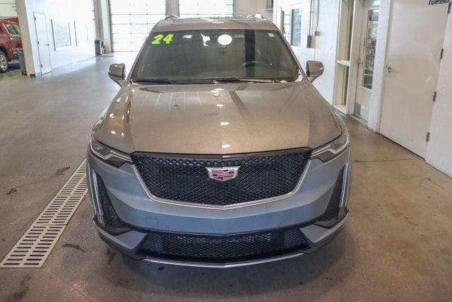 used 2024 Cadillac XT6 car, priced at $53,813