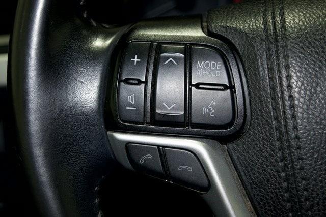 used 2019 Toyota Highlander car, priced at $23,317