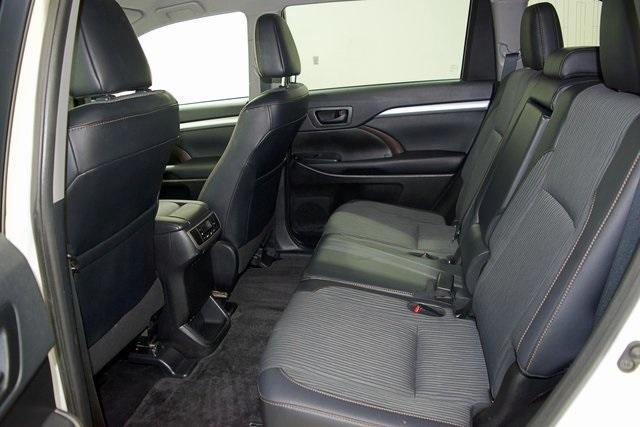 used 2019 Toyota Highlander car, priced at $23,317