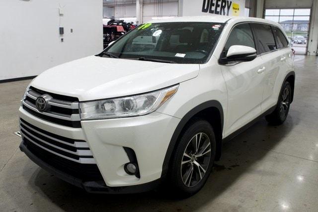 used 2019 Toyota Highlander car, priced at $23,317
