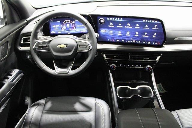 new 2026 Chevrolet Traverse car, priced at $45,678