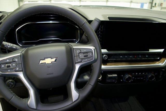 new 2025 Chevrolet Silverado 1500 car, priced at $49,996