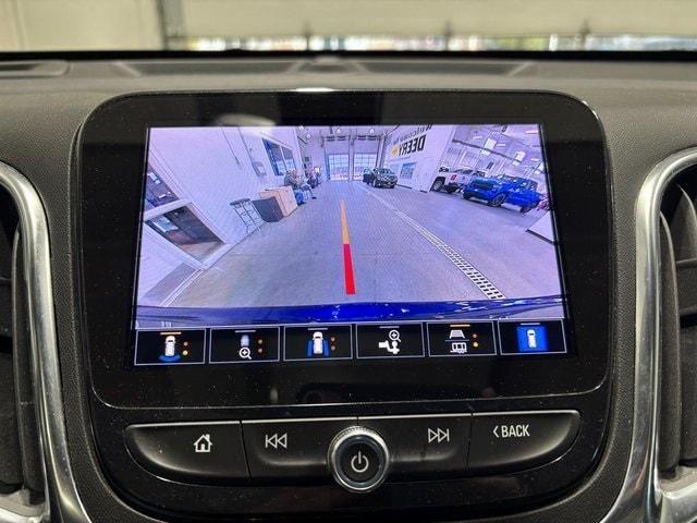 used 2022 Chevrolet Equinox car, priced at $27,421