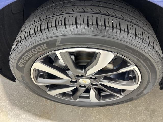 used 2022 Chevrolet Equinox car, priced at $25,999