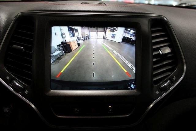 used 2021 Jeep Cherokee car, priced at $23,211
