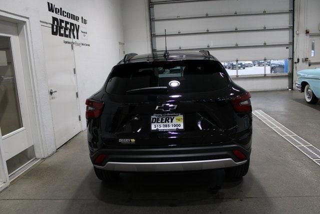 new 2025 Chevrolet Trax car, priced at $23,998
