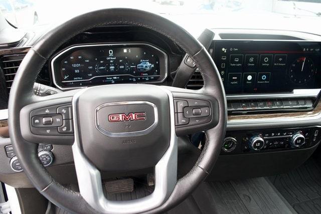 used 2022 GMC Sierra 1500 car, priced at $44,180