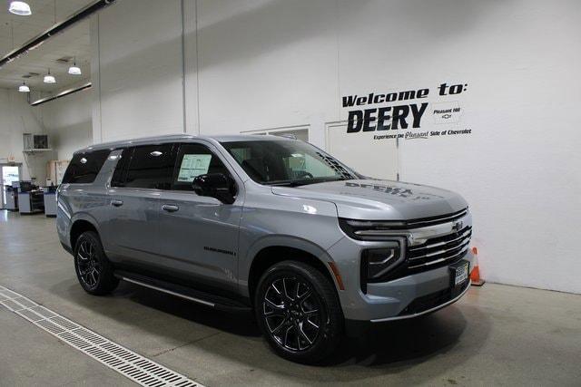 new 2025 Chevrolet Suburban car, priced at $71,998