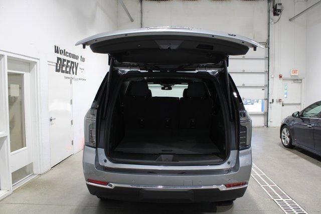 new 2025 Chevrolet Suburban car, priced at $71,998