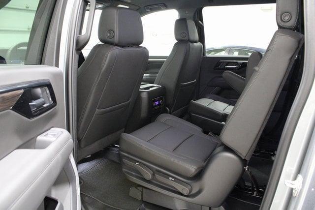new 2025 Chevrolet Suburban car, priced at $71,998