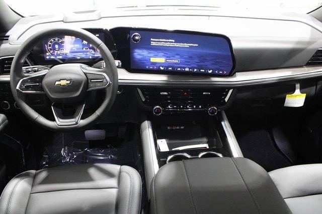 new 2025 Chevrolet Suburban car, priced at $71,998