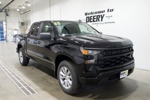 new 2025 Chevrolet Silverado 1500 car, priced at $42,999