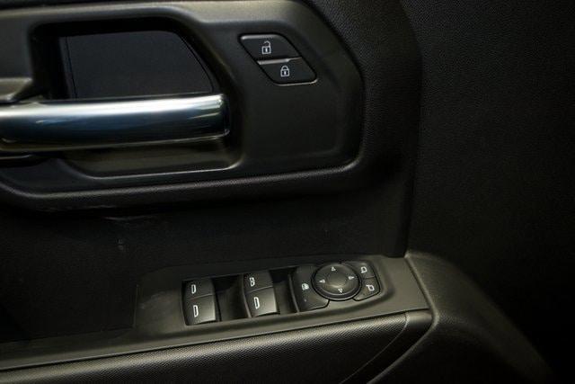 new 2025 Chevrolet Silverado 1500 car, priced at $42,999