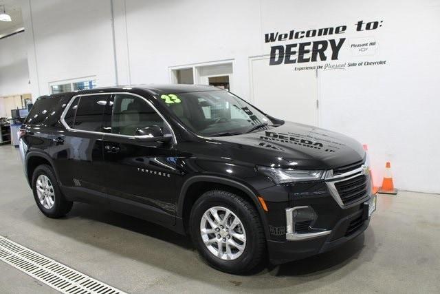 used 2023 Chevrolet Traverse car, priced at $22,958