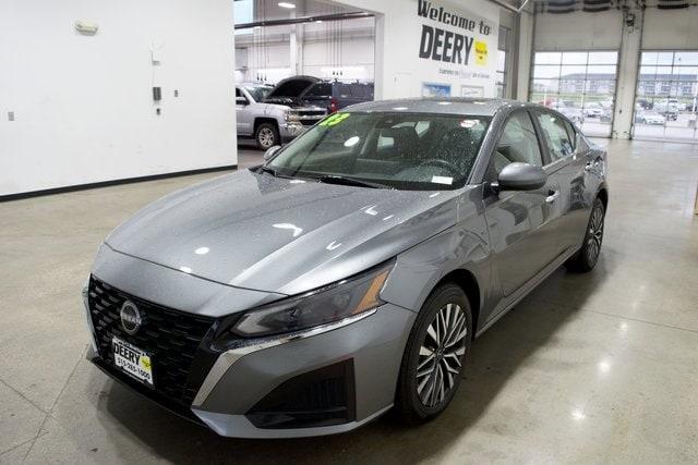 used 2023 Nissan Altima car, priced at $18,888