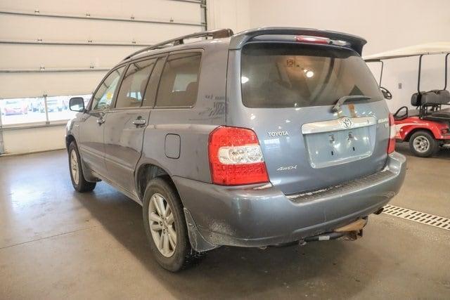 used 2006 Toyota Highlander Hybrid car, priced at $7,193