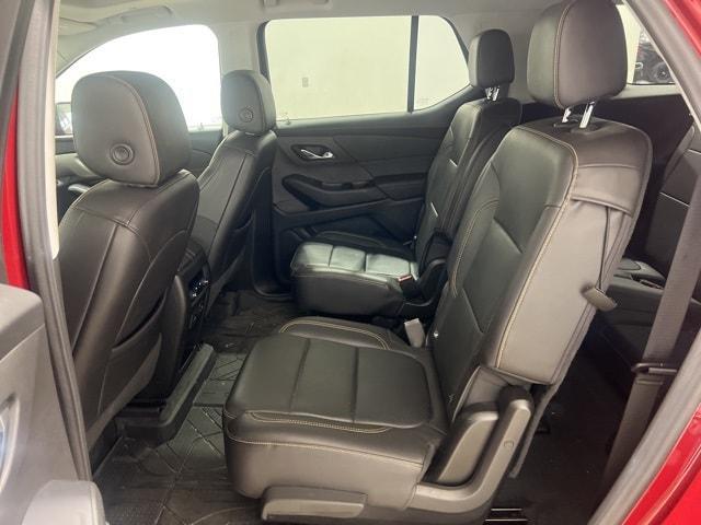 used 2021 Chevrolet Traverse car, priced at $23,371