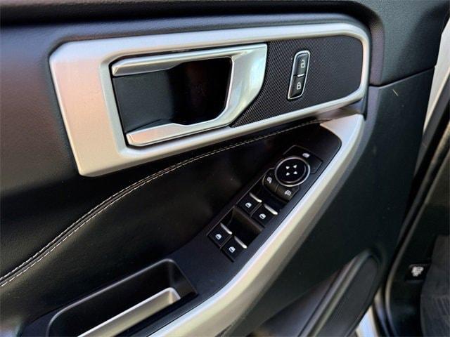 used 2023 Ford Explorer car, priced at $33,932