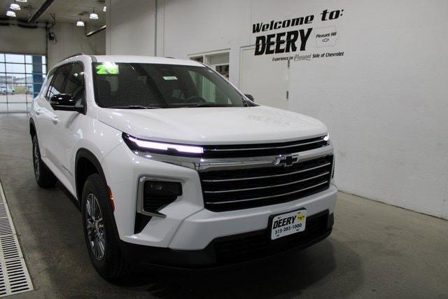 new 2026 Chevrolet Traverse car, priced at $45,998