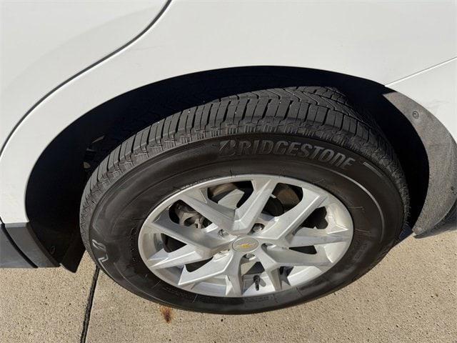 used 2022 Chevrolet Equinox car, priced at $19,186