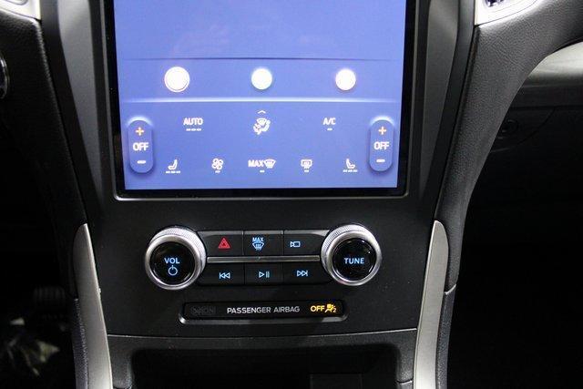used 2024 Ford Edge car, priced at $24,648