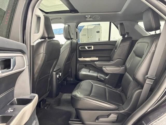used 2022 Ford Explorer car, priced at $31,048