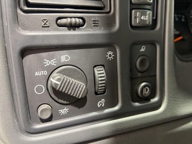 used 2004 Chevrolet Silverado 1500 car, priced at $3,299