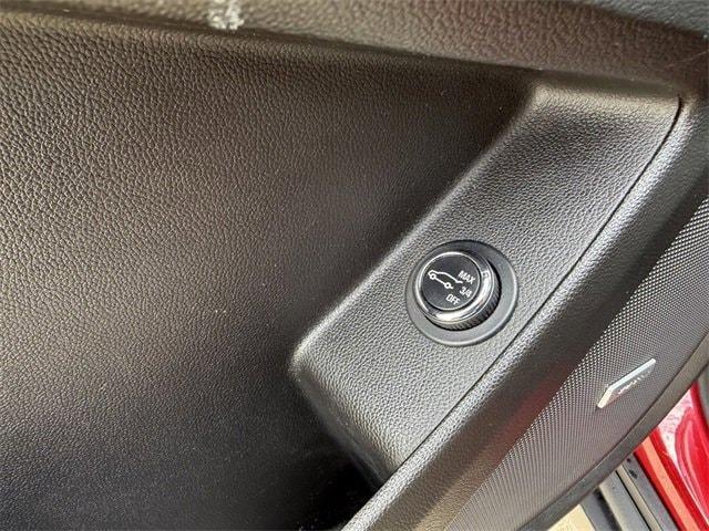 used 2020 Chevrolet Traverse car, priced at $24,570