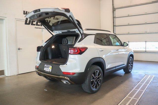 new 2025 Chevrolet TrailBlazer car, priced at $33,840