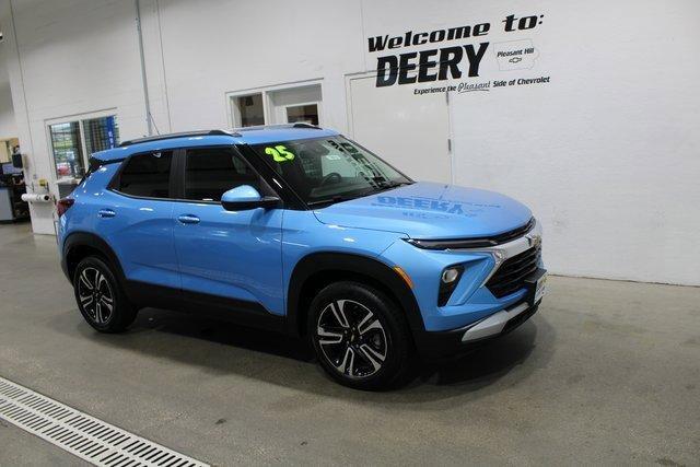 new 2025 Chevrolet TrailBlazer car, priced at $26,995