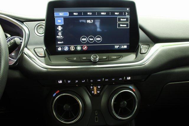 new 2026 Chevrolet Equinox car, priced at $33,988