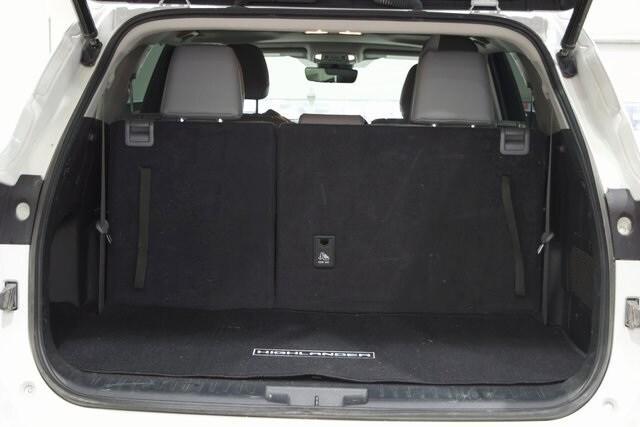 used 2022 Toyota Highlander car, priced at $30,312
