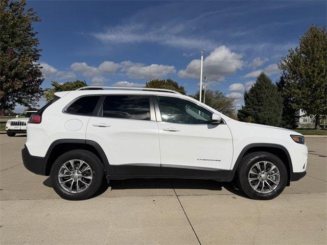used 2019 Jeep Cherokee car, priced at $18,035