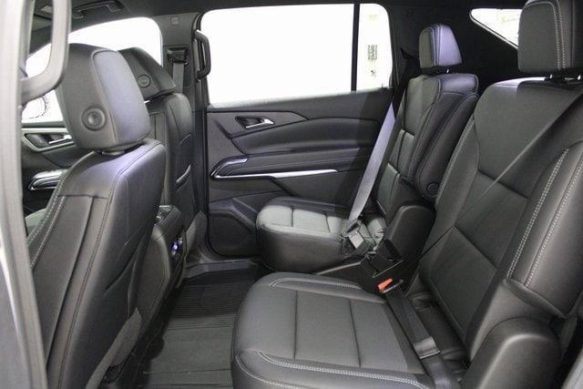 new 2026 Chevrolet Traverse car, priced at $45,998
