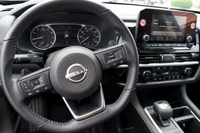 used 2025 Nissan Pathfinder car, priced at $39,406